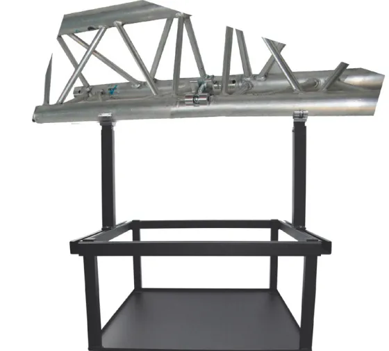 Cage de fixation PeTa pour grands videoprojecteurs, 40-70cm, avec Half Coupler, Noir
