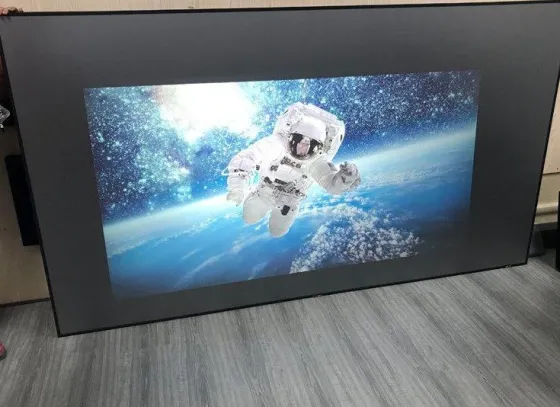 Écran de projection sur cadre DELUXX Cinéma SlimFrame 332 x 186 cm, 150" - BRIGHTVISION