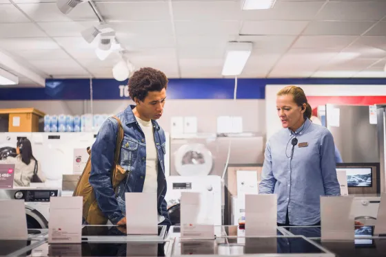 Jabra Perform 10 Wired casque mono filaire Push-to-Talk avec connexion USB-C pour les équipes de vente au détail
