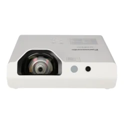 Panasonic LCD Videoprojecteur 3 300 ANSI Lumen