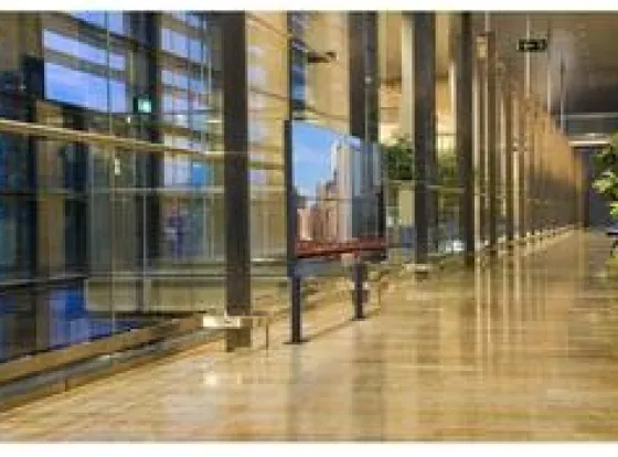 Peerless-AV DS-S560-2x2 – Support mural modulaire pour mur vidéo 2x2 pour écrans de 46″ à 60″