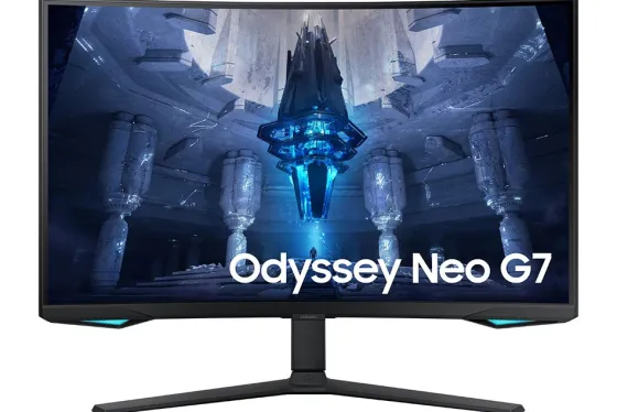 Samsung S32BG750NU 32" VA Moniteur, 3840 x 2160 4K UHD, 165Hz, 1ms