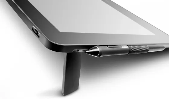 Wacom Cintiq Pro 16 Tablette créative avec stylet et écran tactile, équipée du Pro Pen 2 et bénéficiant d'une garantie de 5 ans
