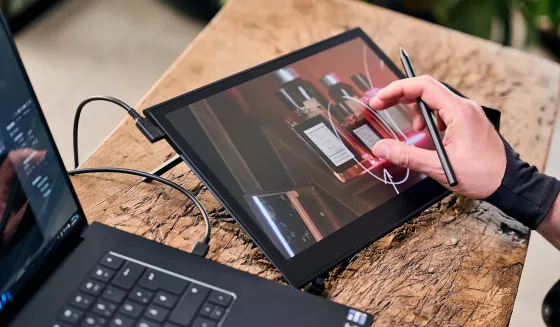 Wacom Movink 13 Écran à stylet OLED destiné aux professionnels de la création