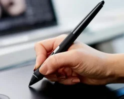 Wacom Pro Pen 2 avec étui à crayons
